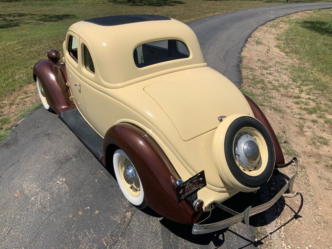 Ford-5-Window-Coupe-Coupe-1936-2