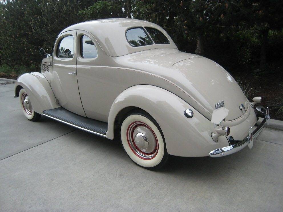 Ford-5-window-coupe-1937-1