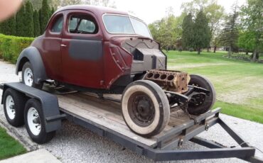 Ford-5-window-coupe-1937-3