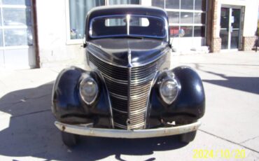 Ford-5-window-coupe-1938-2