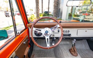 Ford-Bronco-1968-Orange-Tan-1793-18