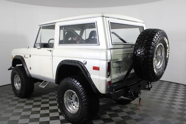 Ford-Bronco-1970-White-805-7