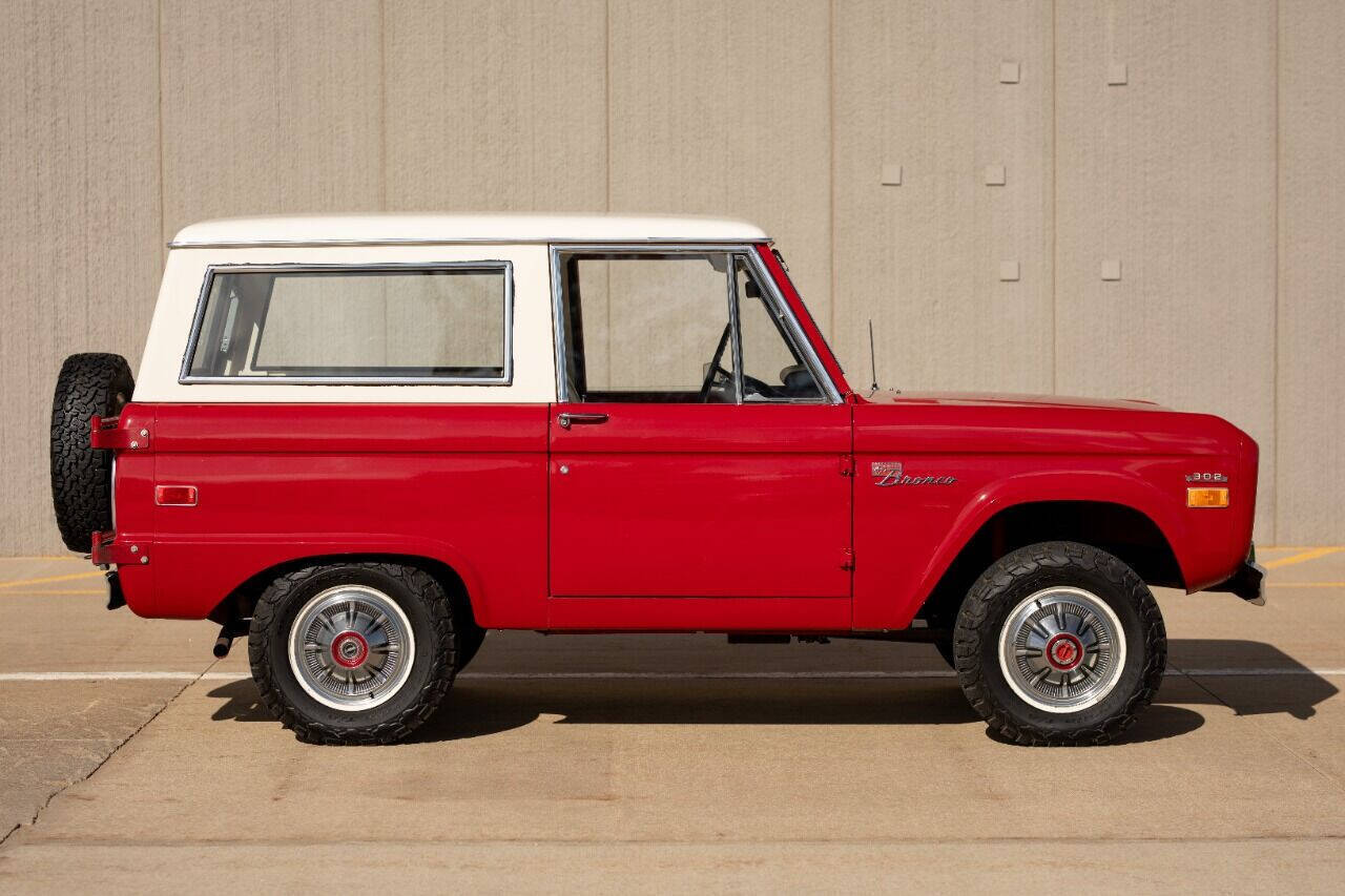 Ford-Bronco-1971-2