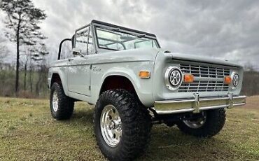 Ford Bronco  year1}