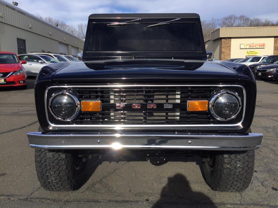 Ford-Bronco-1974-1