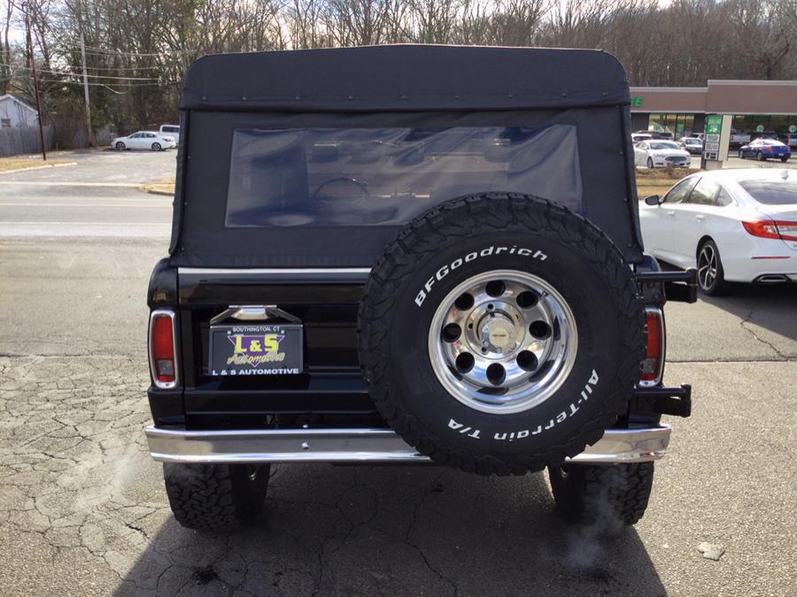 Ford-Bronco-1974-5