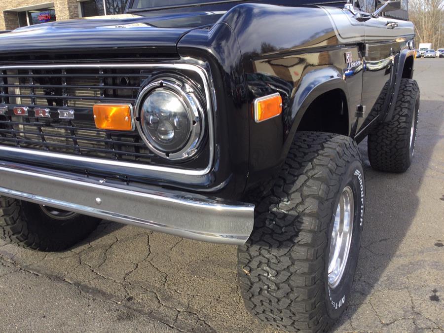 Ford-Bronco-1974-9