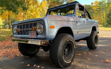 Ford-Bronco-1977-black-104607-1