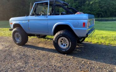 Ford-Bronco-1977-black-104607