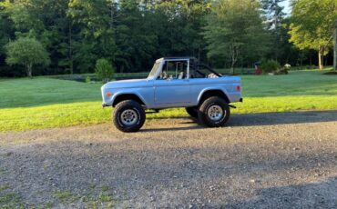 Ford-Bronco-1977-black-104607-5