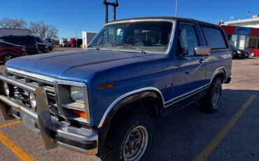 Ford-Bronco-1983-2