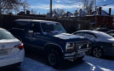 Ford-Bronco-1983-6