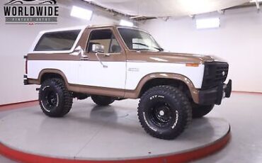 Ford-Bronco-1986-1