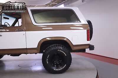 Ford-Bronco-1986-9