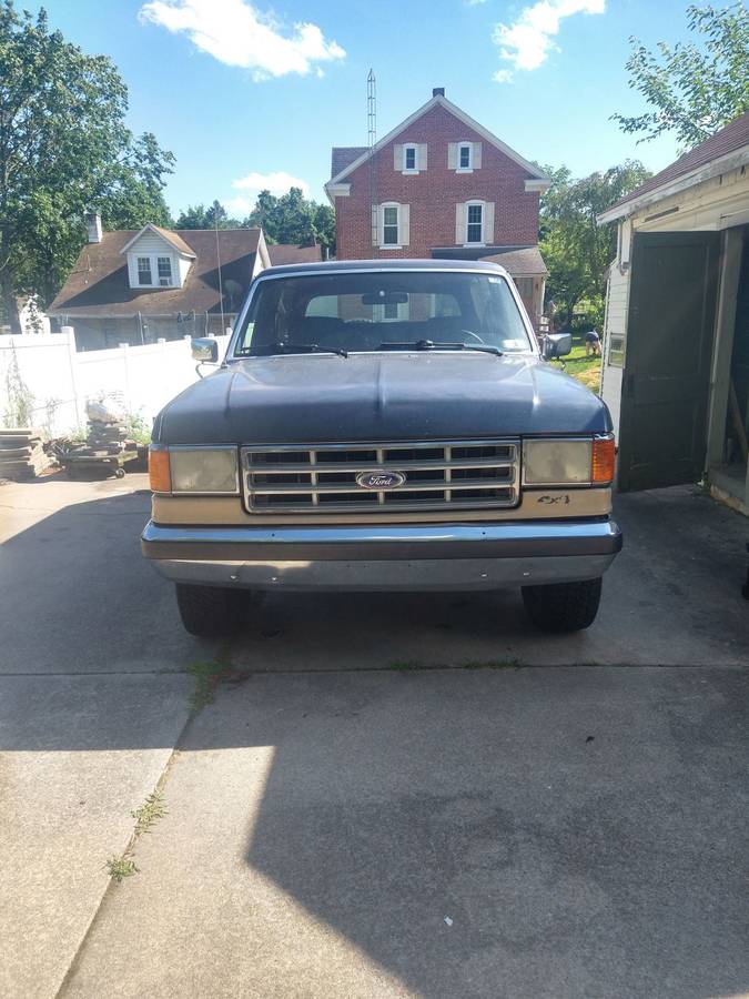 Ford-Bronco-1987-160934-2