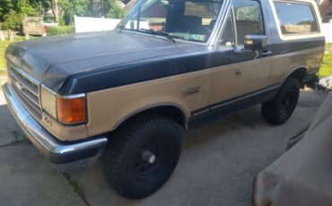 Ford-Bronco-1987-160934