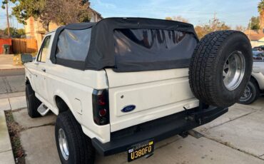 Ford-Bronco-1988-white-276806-6