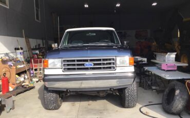 Ford-Bronco-1989-blue-93342-8