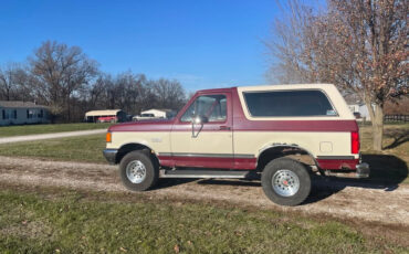 Ford-Bronco-1991-3