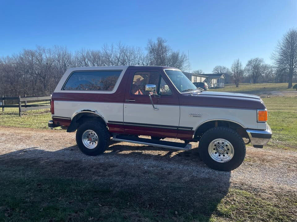 Ford-Bronco-1991-5