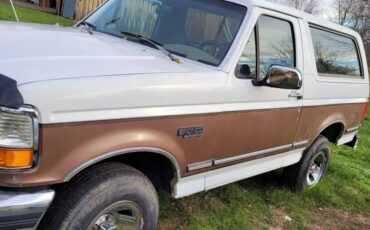 Ford-Bronco-1992-white-305775-2