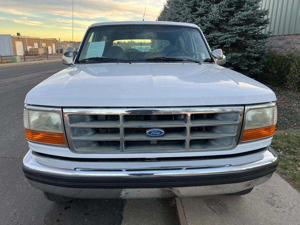 Ford-Bronco-1995-silver-279304-7