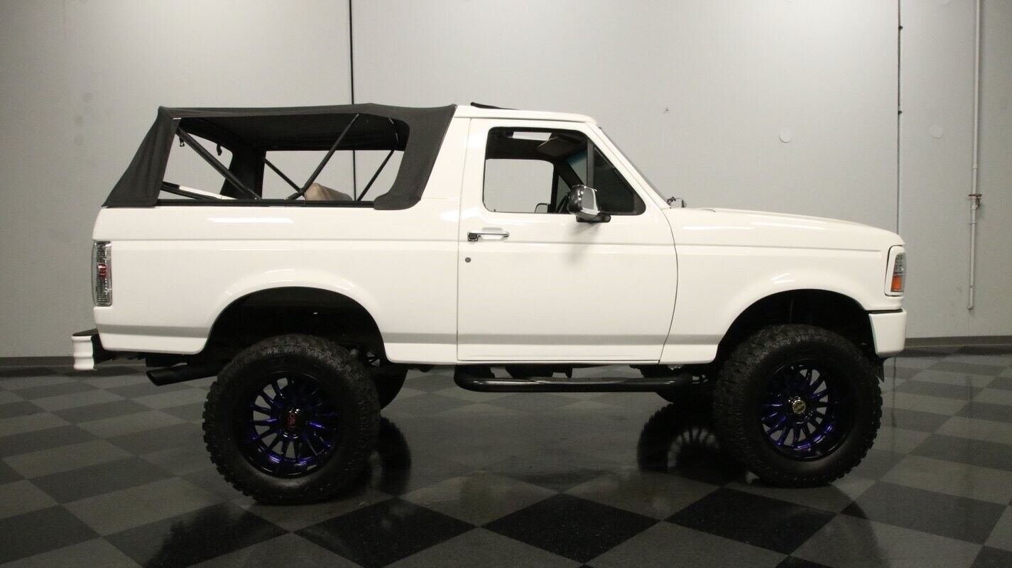 Ford-Bronco-1996-11