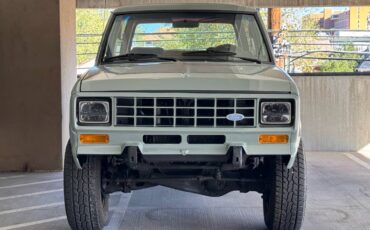 Ford-Bronco-2-1986-2