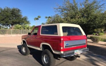 Ford-Bronco-4x4-1985-6