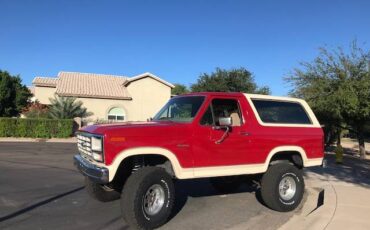 Ford-Bronco-4x4-1985-8