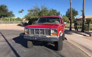 Ford-Bronco-4x4-1985-9