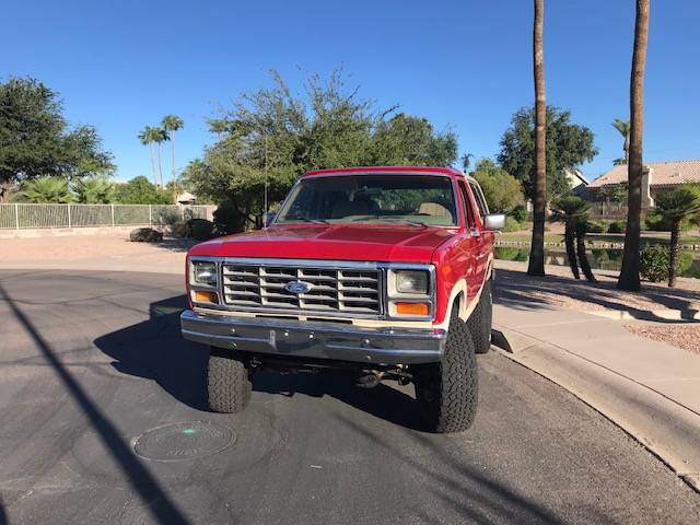 Ford-Bronco-4x4-1985-9