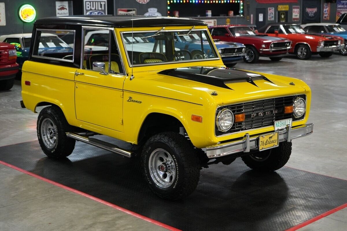 Ford-Bronco-4x4-SUV-1976-16