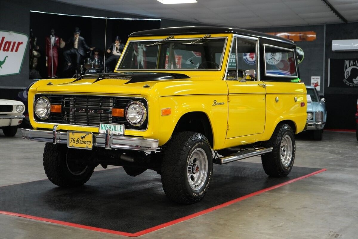 Ford-Bronco-4x4-SUV-1976-18