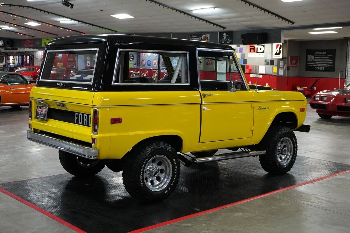 Ford-Bronco-4x4-SUV-1976-5