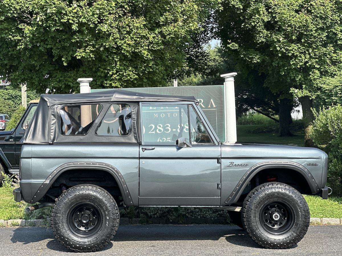 Ford-Bronco-Cabriolet-1969-8