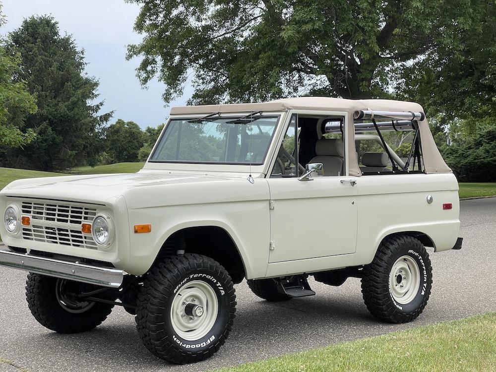 Ford-Bronco-Cabriolet-1970-Ivory-Tan-647-12