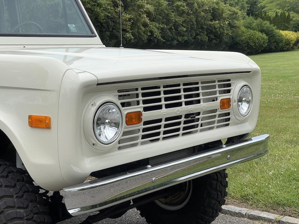 Ford-Bronco-Cabriolet-1970-Ivory-Tan-647-18