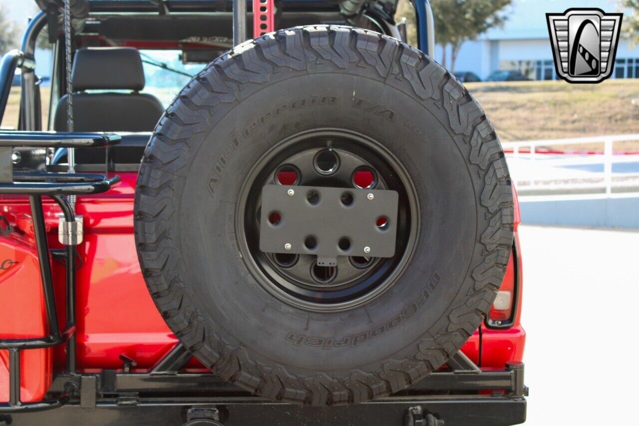 Ford-Bronco-Cabriolet-1972-Red-Black-11335-9