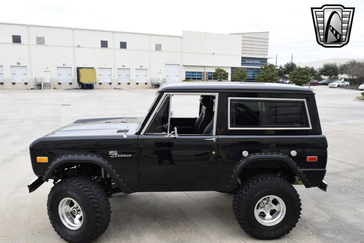 Ford-Bronco-Cabriolet-1976-Black-Black-2081-2