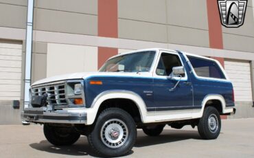 Ford-Bronco-Cabriolet-1986-Blue-Blue-35436-2