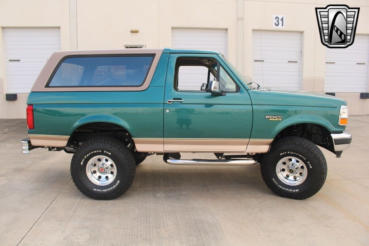 Ford-Bronco-Cabriolet-1996-4