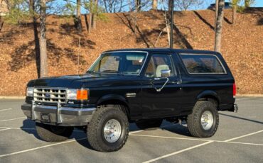 Ford-Bronco-Full-Size-Van-1988-Black-76832-3