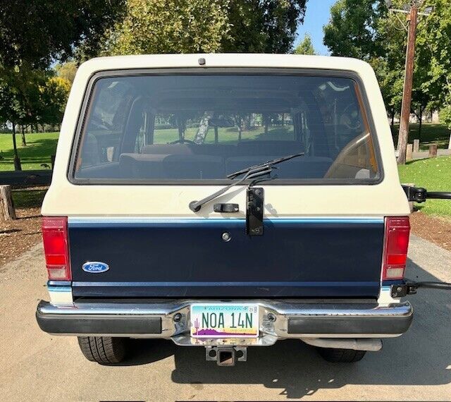 Ford-Bronco-II-SUV-1990-11