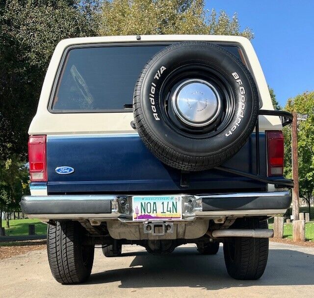 Ford-Bronco-II-SUV-1990-14