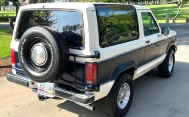 Ford-Bronco-II-SUV-1990-18