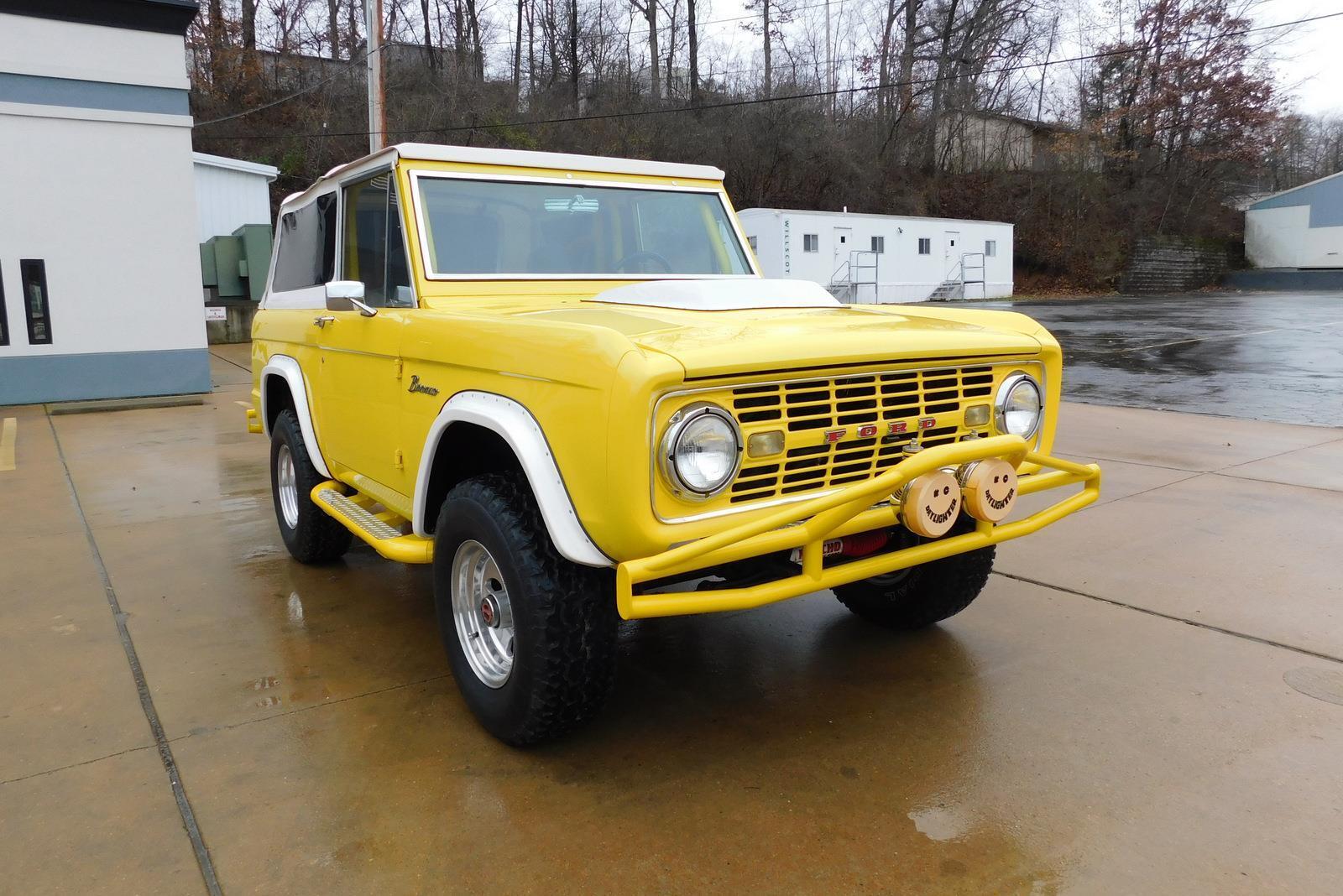 Ford-Bronco-SUV-1968-Yellow-Gray-100452-15