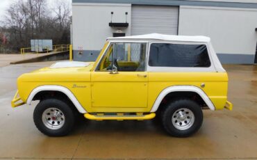 Ford-Bronco-SUV-1968-Yellow-Gray-100452-21