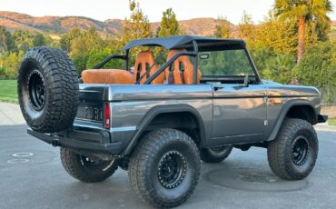 Ford-Bronco-SUV-1971-Gray-Tan-19-3