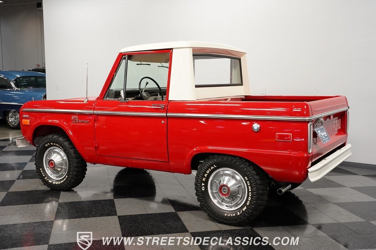 Ford-Bronco-SUV-1975-Red-White-52848-8